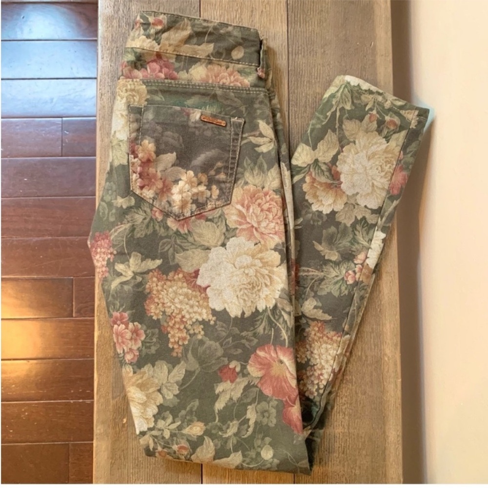 Zara Jeans